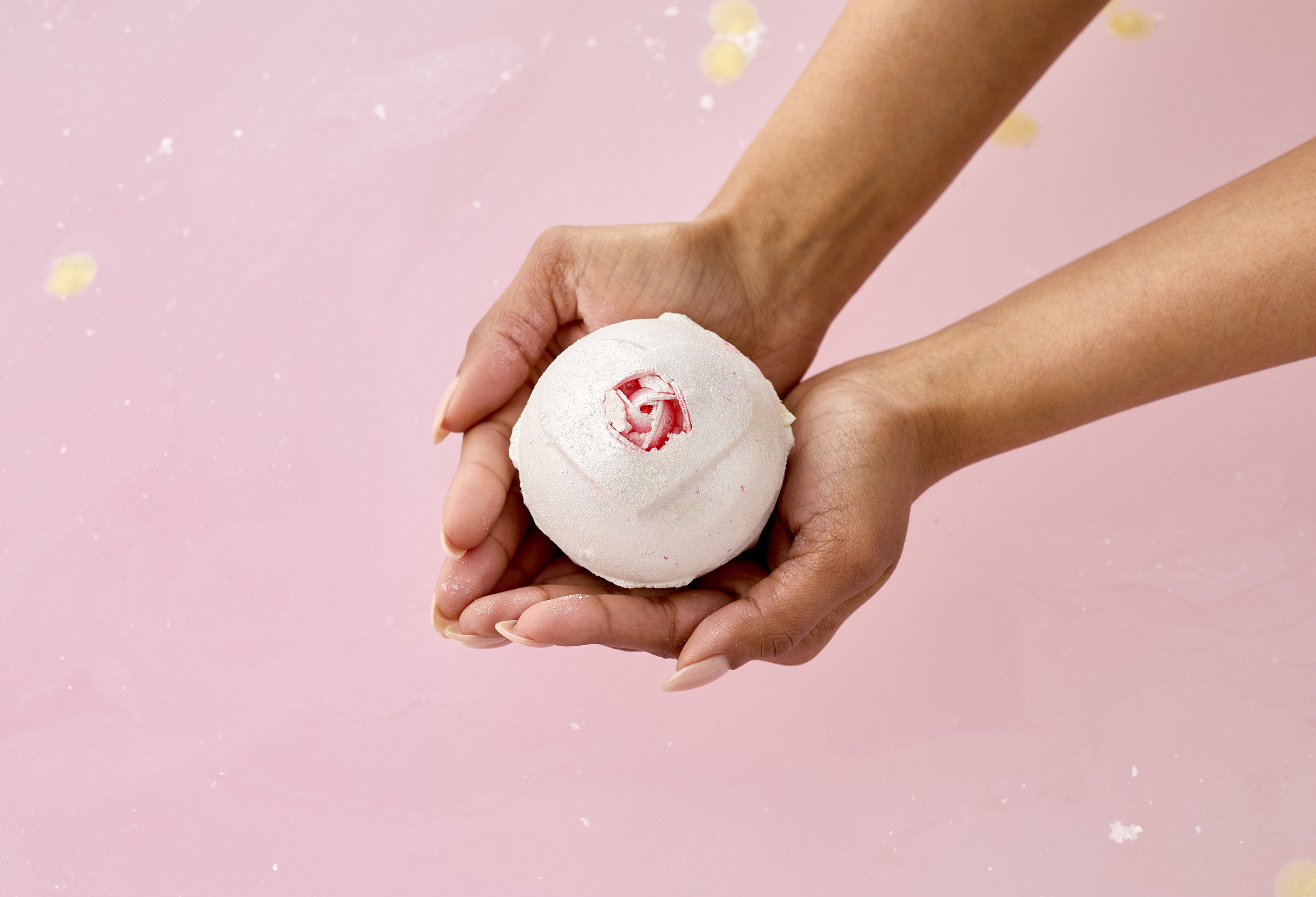 バスボム・発泡入浴剤一覧 | LUSH | LUSH