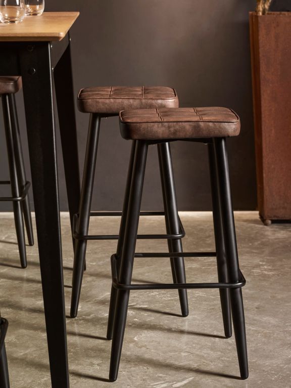 Materialbeispiel Massivholz