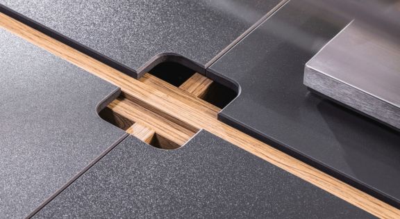 Kabelöffnung im Buffetsystem