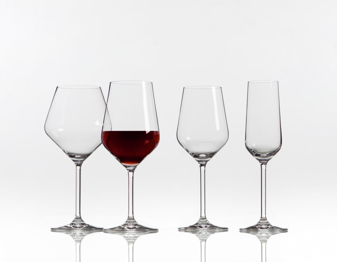 Il bicchiere giusto per ogni tipo di vino - Cantine Rossella