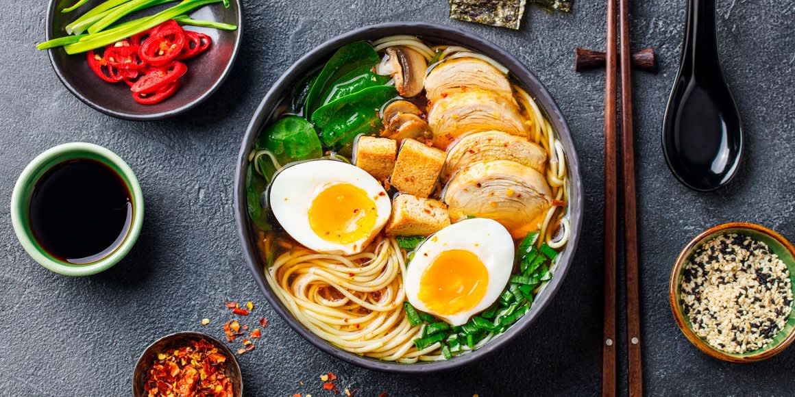 Scopri come preparare e servire il Ramen