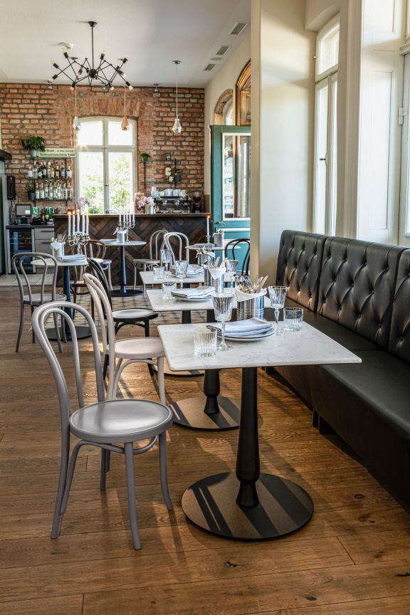 Arredamento e mobili bar