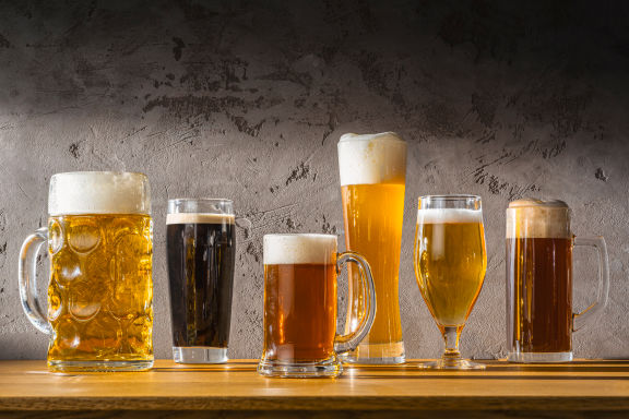 verschiedene Biergläser