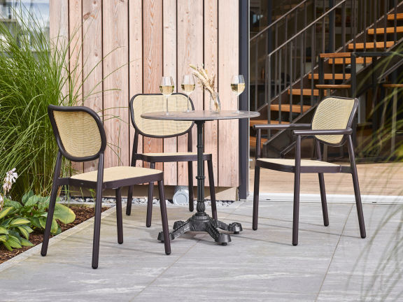 tavoli da esterno per giardino