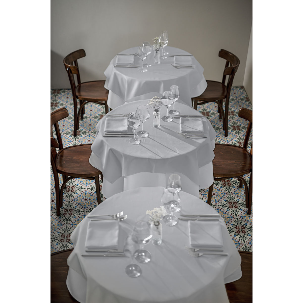 Tessuto al metro Vivienne ERWIN M.; 320 cm (L); grigio chiaro