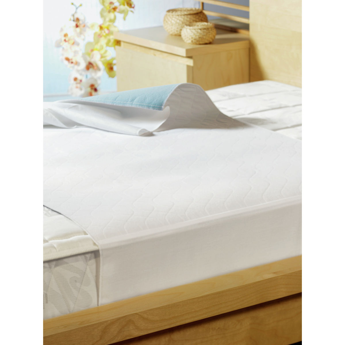 Traversa salvaletto impermeabile Sentila con ali ERWIN M.; 90x75 cm (LxL); bianco/blu