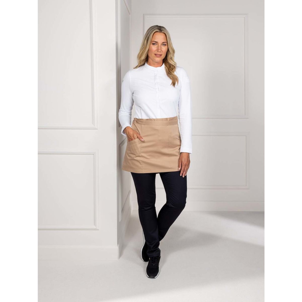 Le Nouveau Chef Schort Biscuit; 41x120 cm (LxB); lichtbruin