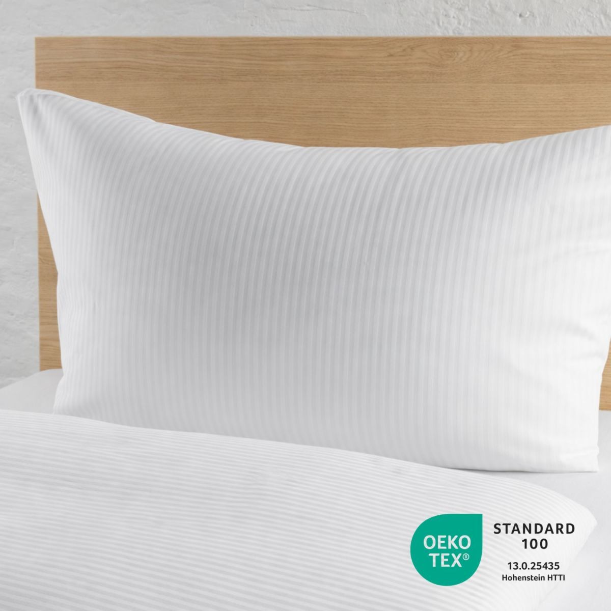 bertsch Hotelwäsche Satin-Bettwäsche Lugano mit 4mm Feinstreifen in 80/80 cm & 140/210cm; 140x210 cm (BxL), 80x80 cm (LxB); weiß