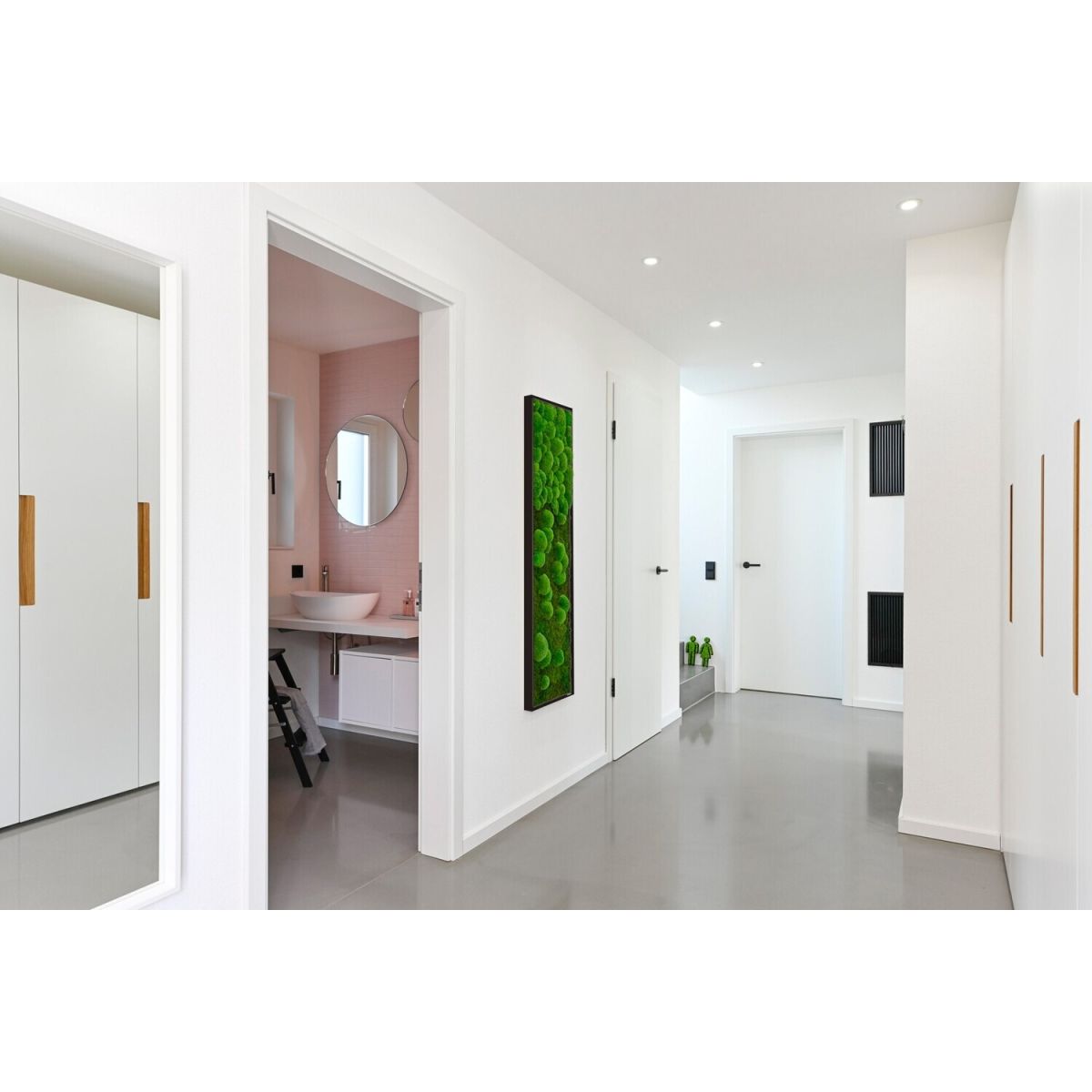 styleGREEN Wald- und Kugelmoosbild Verlauf 140x40cm Vollholz (schwarz) 140x40 cm (LxB); grün
