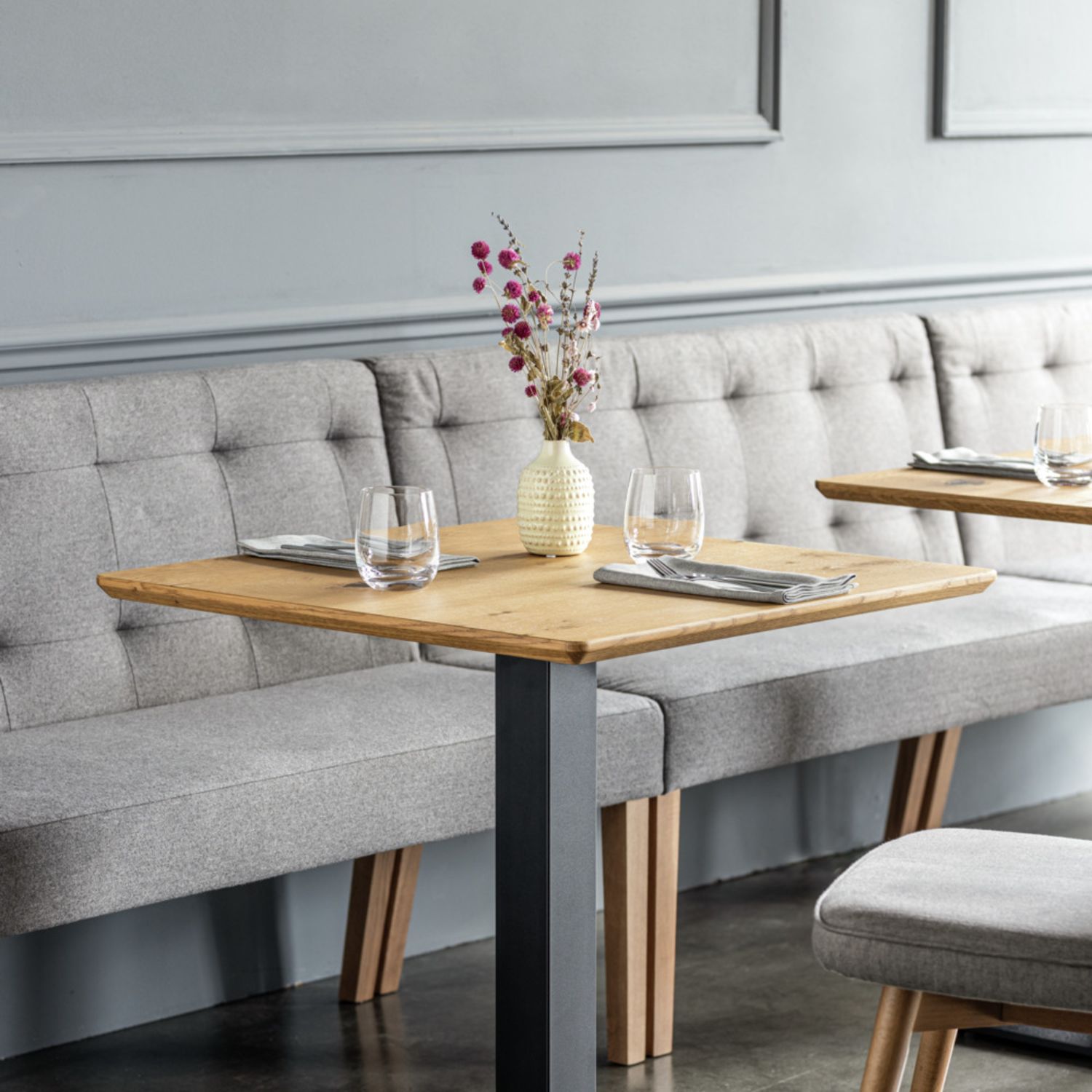 Pied de table Quadro