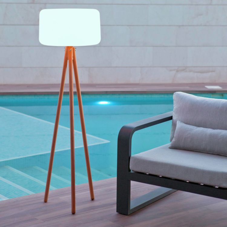 LED-standerlampe Chloe solenergi