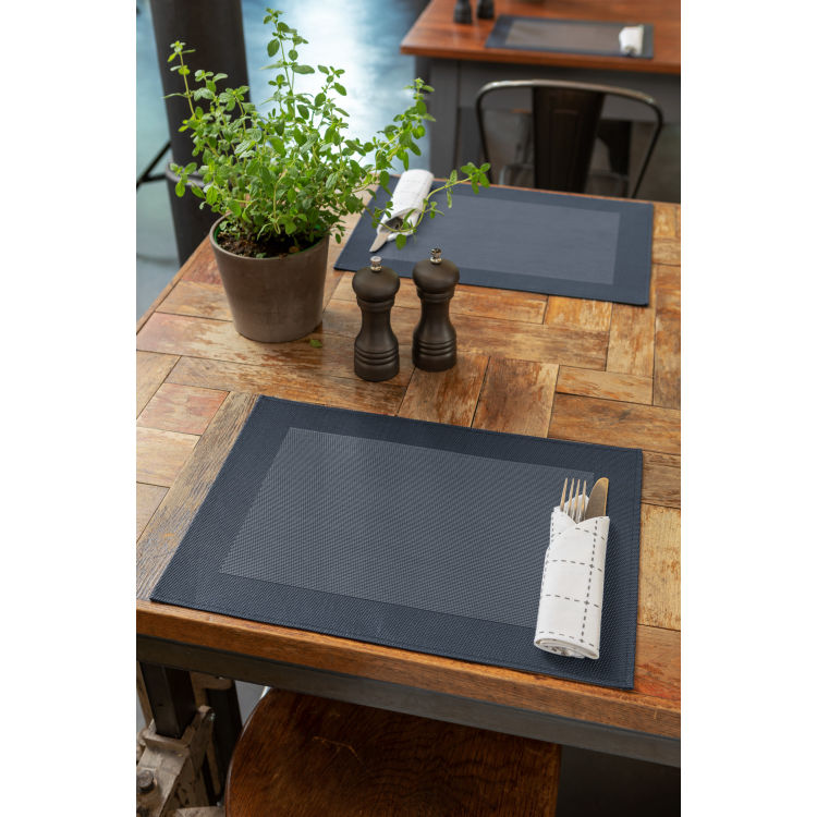 Tischwäsche-Serie Puris