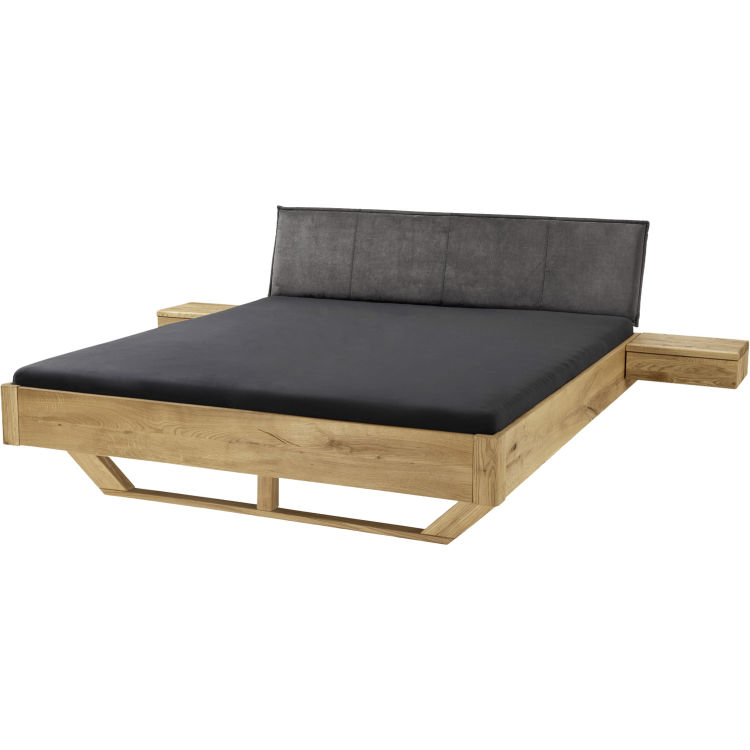 Massivholzbett 'Bolle' mit Holzkufen und Polsterkopfteil, Wildeiche
