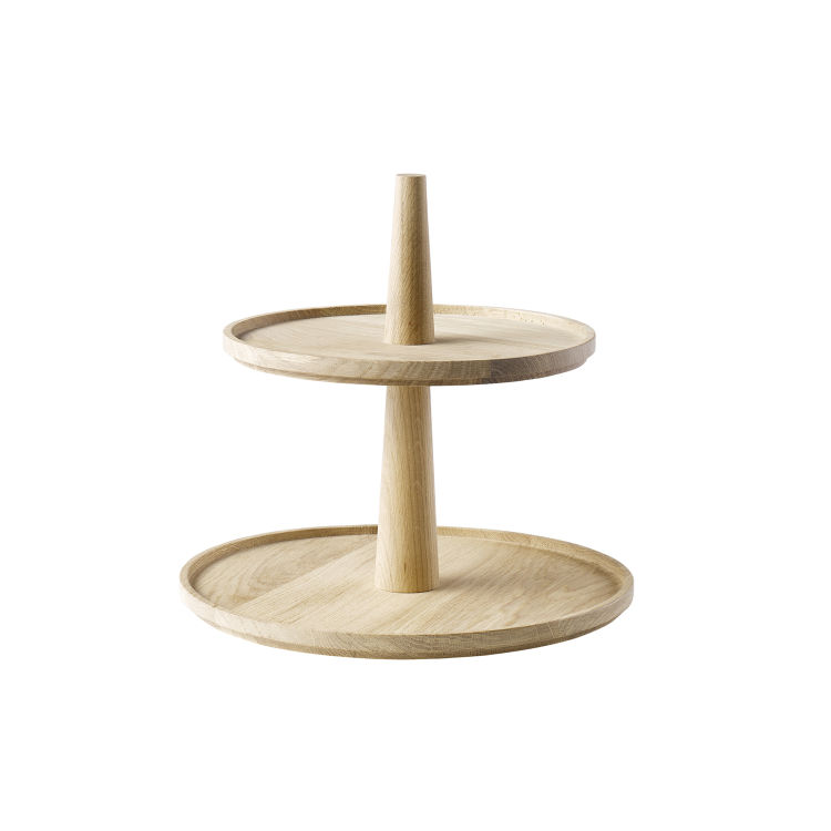 Etagère, 2-stufig -VALO- Ø 30 cm, H: 28 cm Eichenholz (geölt) untere Ebene: Ø 30 cm obere Ebene: Ø 25 cm mit Antrutsch-Füßchen