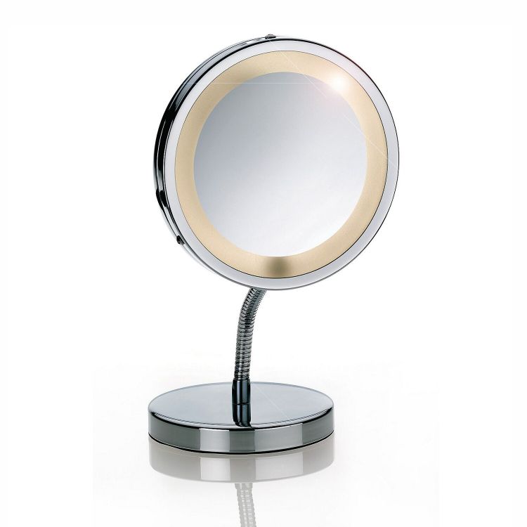 Miroir grossissant Lola en métal chromé avec éclairage LED
