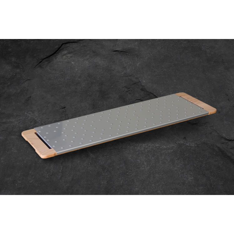 Stil casa, 2er-Set Schneidebretter für Pizzen und Focaccia, Holzständer, Edelstahlplatte, 111,5x30 cm - innen 100x30 cm