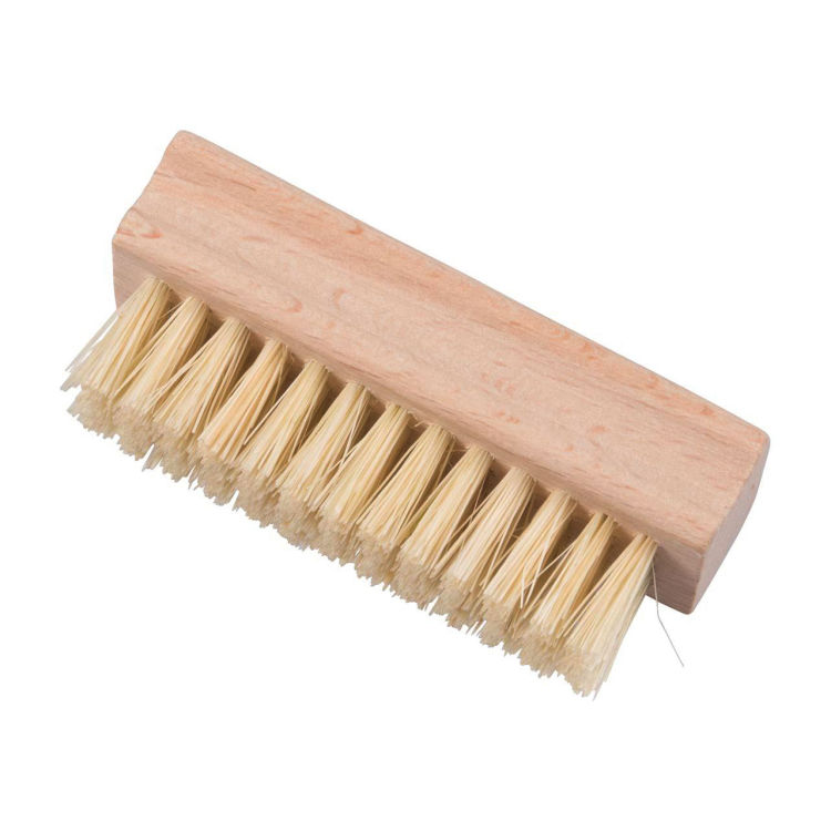 Nagelbürste aus Buche mit seitlichen Griffkehlen