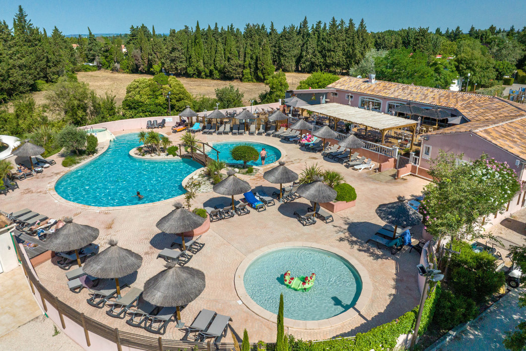 Camping Drôme Provençale | 4 et 5 étoiles avec parc aquatique ...
