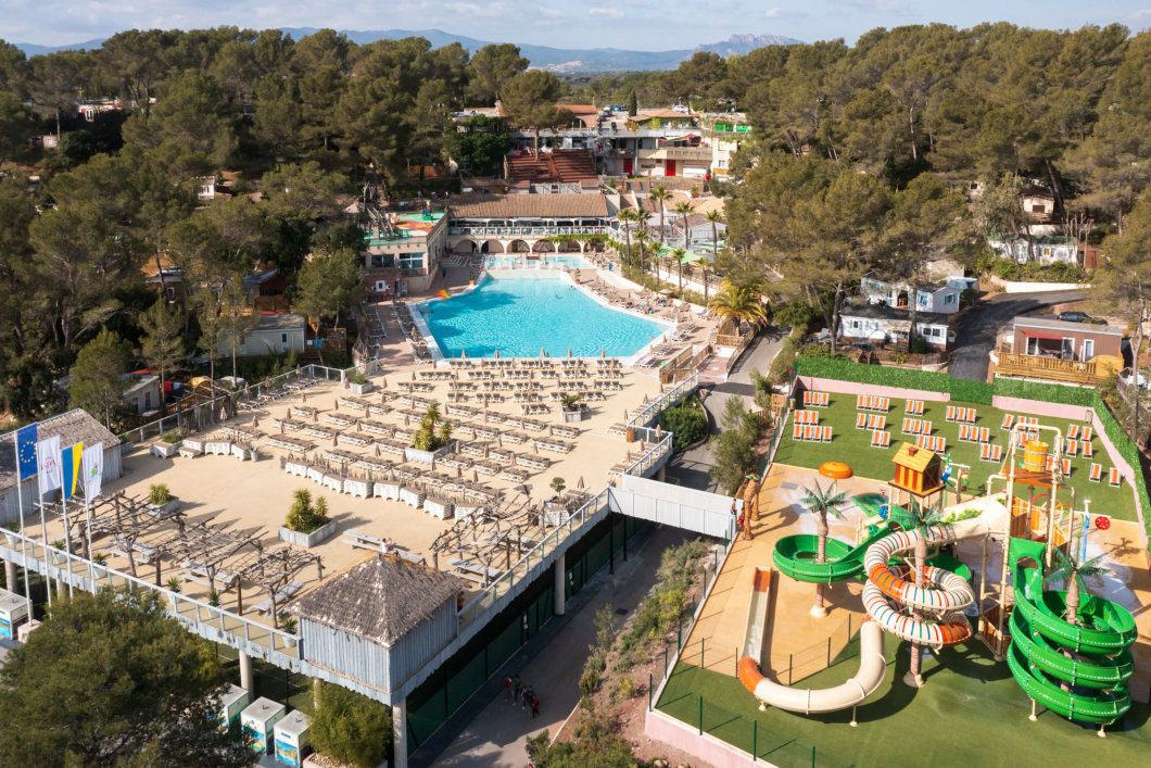 Camping SaintRaphaël 4 et 5 étoiles avec parc aquatique Campings.Luxe