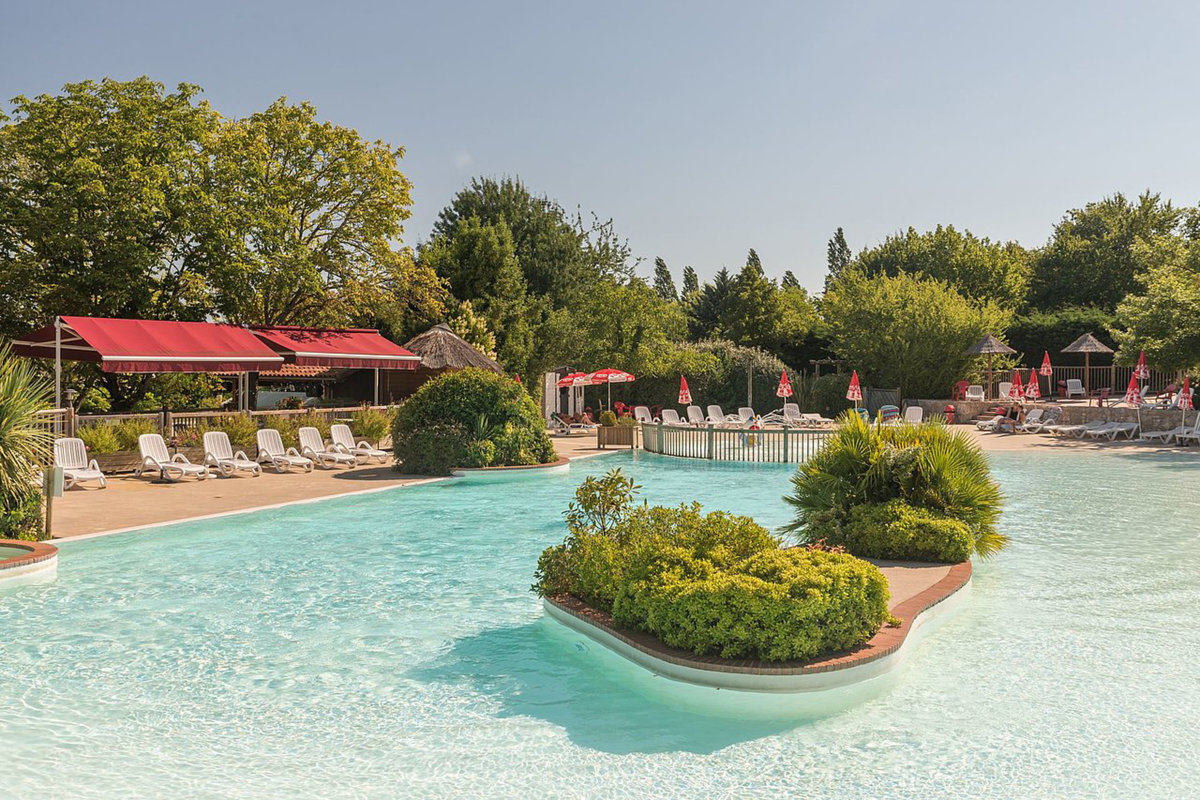 Le Camp De Florence Camping De Luxe Gers La Romieu Le Camp De Florence Camping De Luxe Gers La Romieu