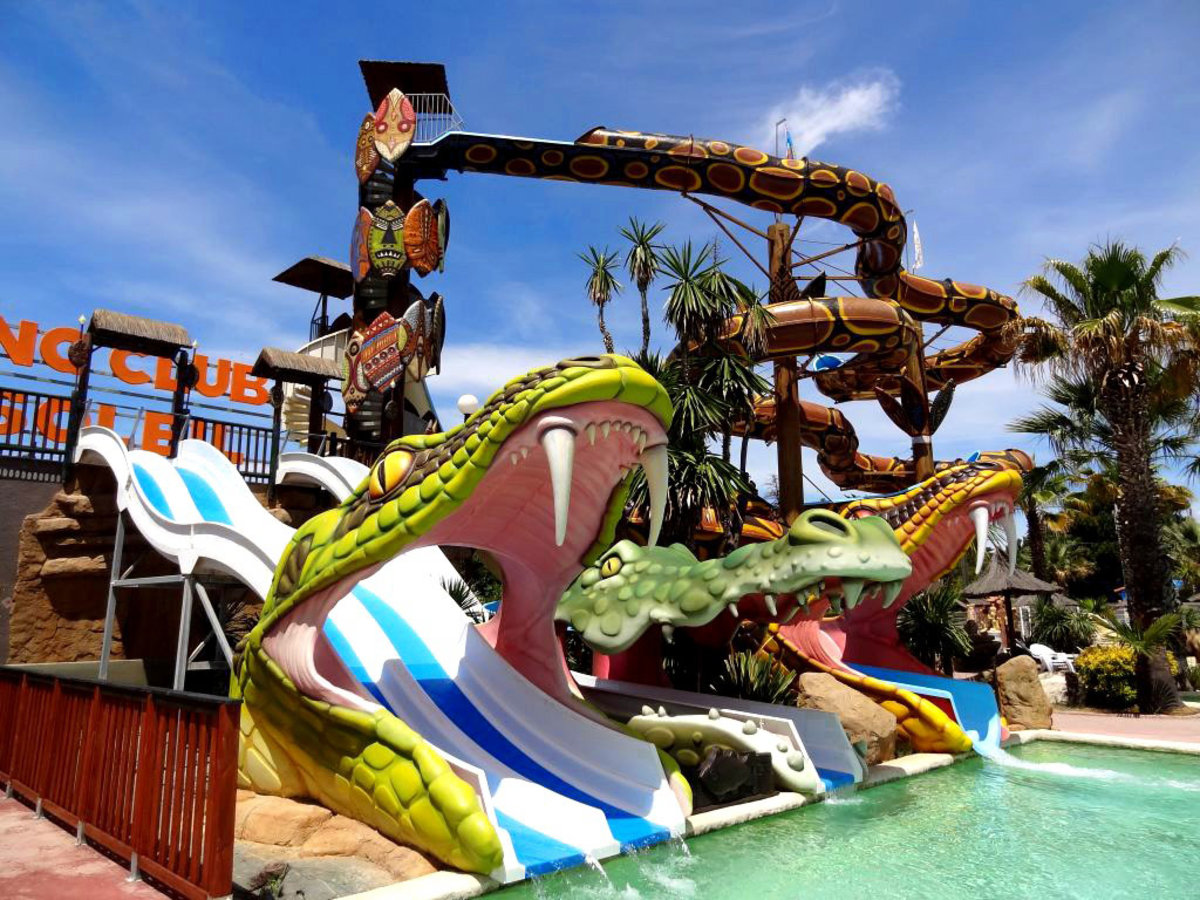 Themenbereich Die spektakulärsten Rutschen von Aquaparks auf