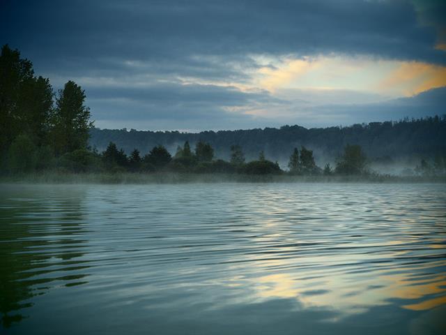 Le lac de Clairvaux dans le Jura