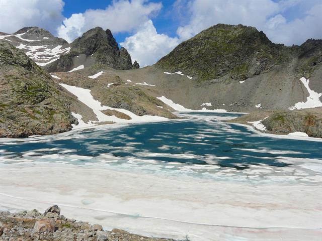 Les lacs de Crupillouse dans les Hautes-Alpes
