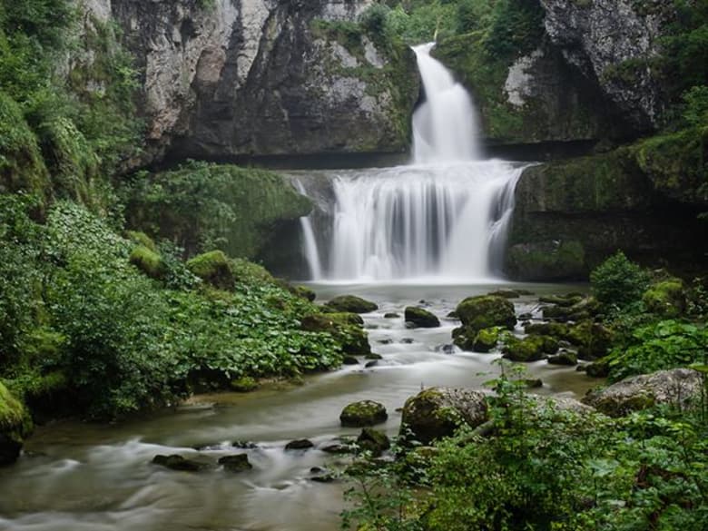 Cascades