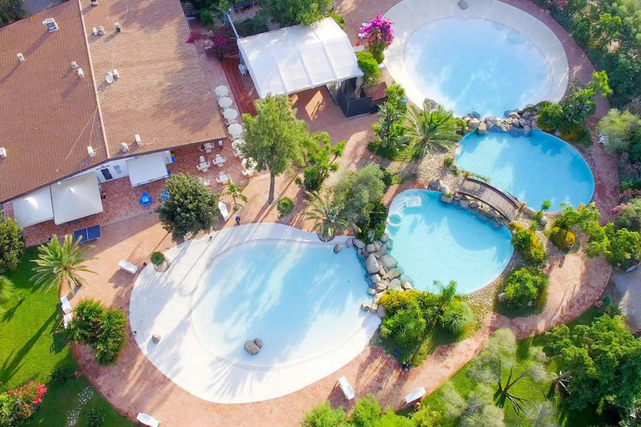 campingplatz-sardinien-4-und-5-sterne-mit-aquapark-campings-luxury