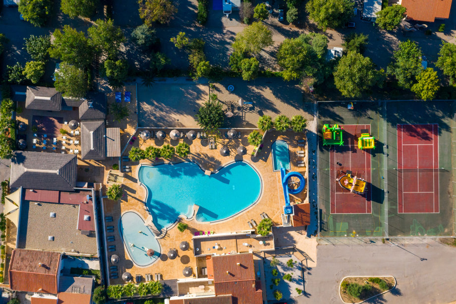 le-florida-camping-de-luxe-pyr-n-es-orientales-elne