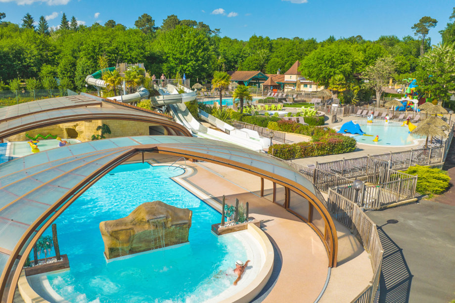 Camping Dordogne 4 et 5 étoiles avec parc aquatique Campings.Luxe