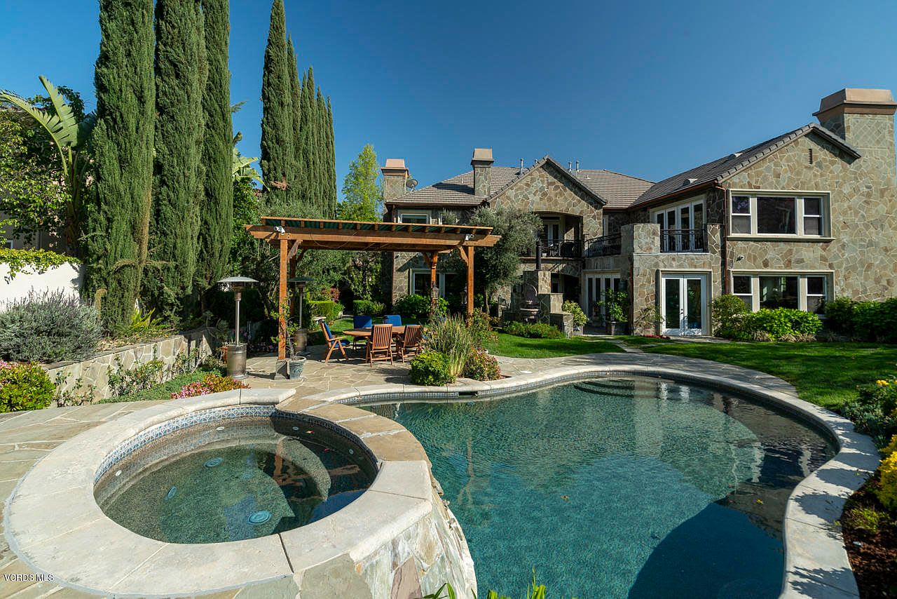 Normandy Dr Elegant Calabasas Estate with Home Office LA Luxuries