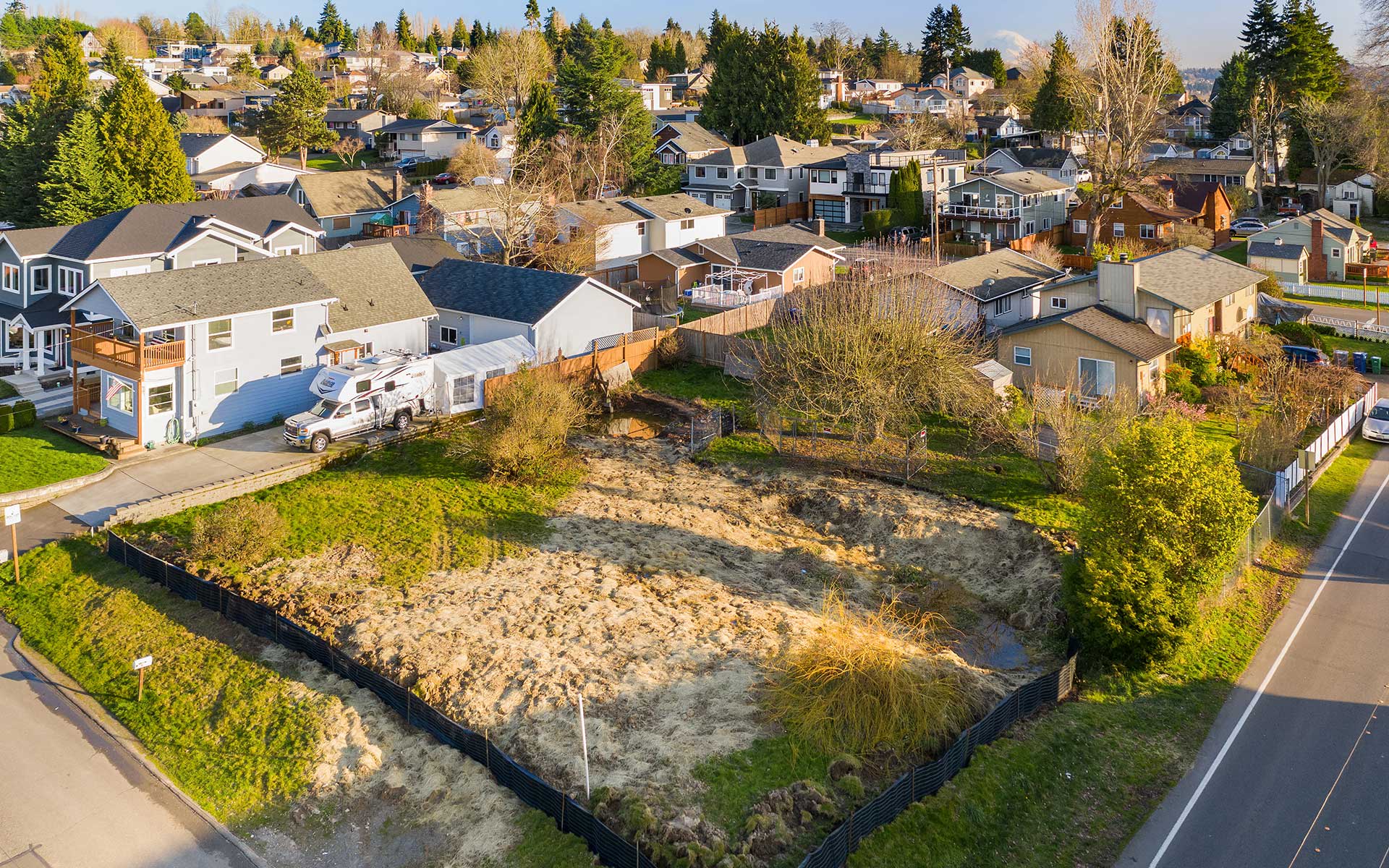 Lot Near the Lake in Kennydale