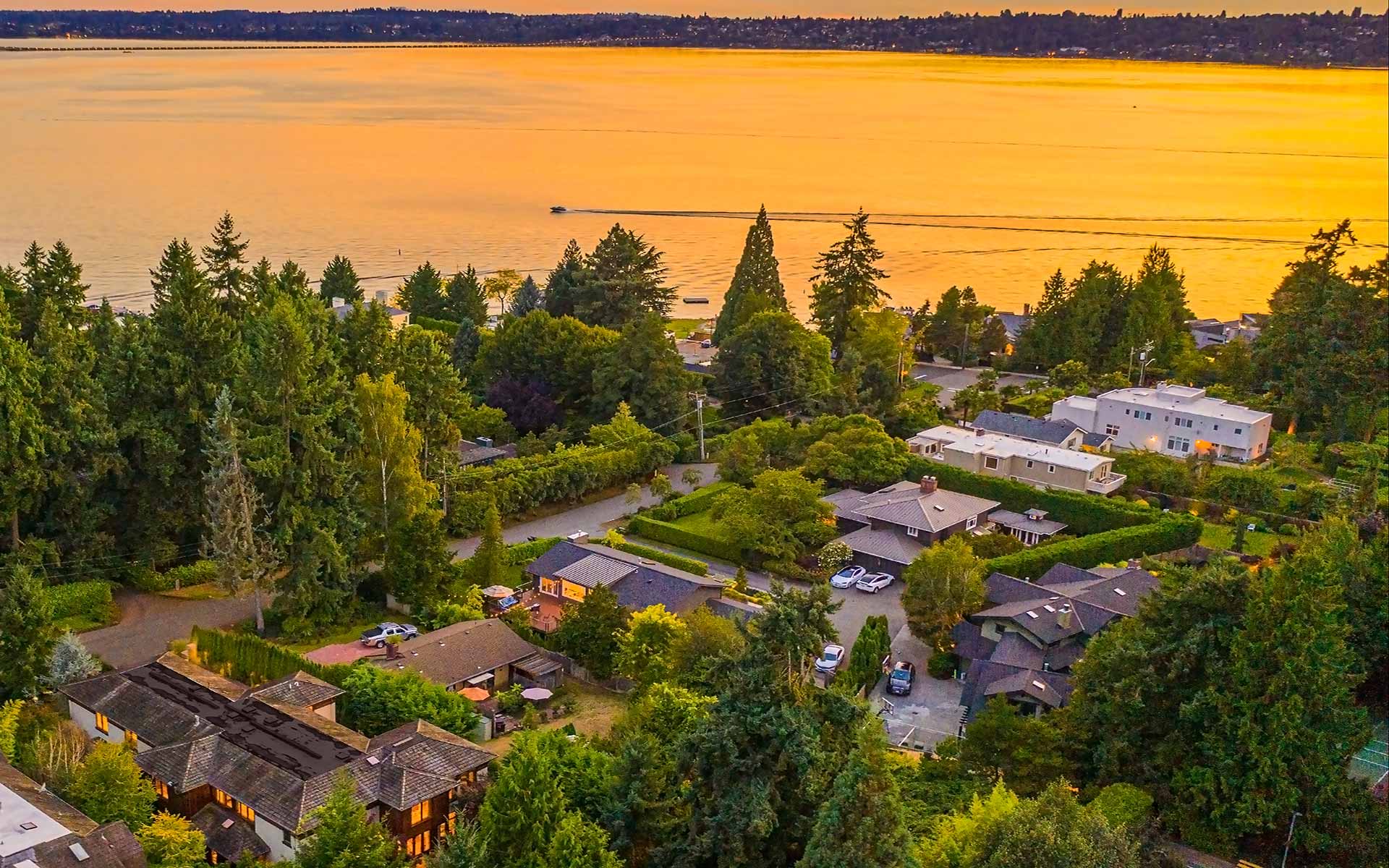 Gated Luxury in Medina