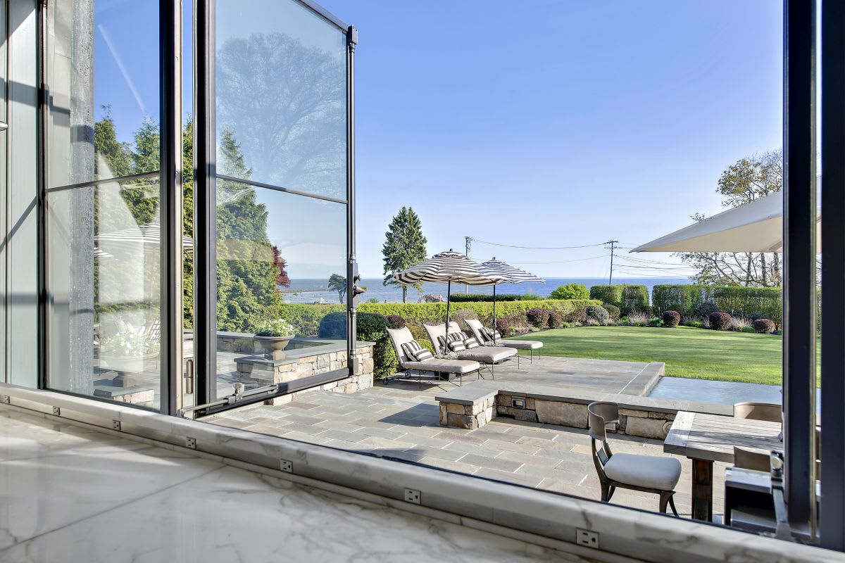 6 Blue Water Lane Compo Beach Westport, CT Compass Connecticut