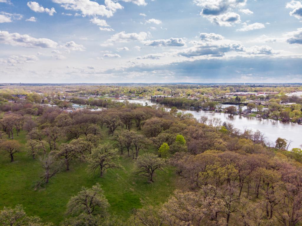 1003 N S Elgin Blvd LIV Partners Real Estate Team