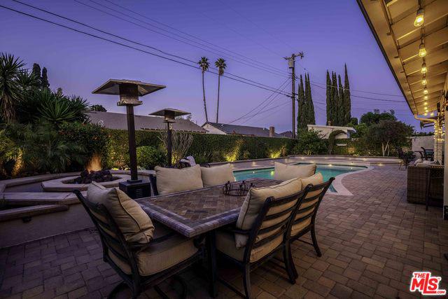 15955 Acre St, North Hills, CA