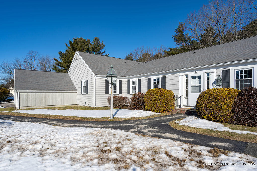 Single level condo living in desirable Falmouth location The David