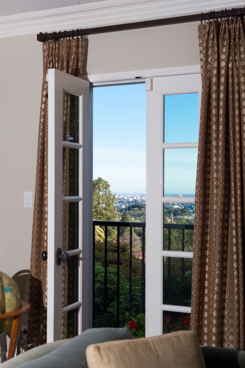 2520 Chislehurst Place Victoria & Michael Los Angeles Luxury Real