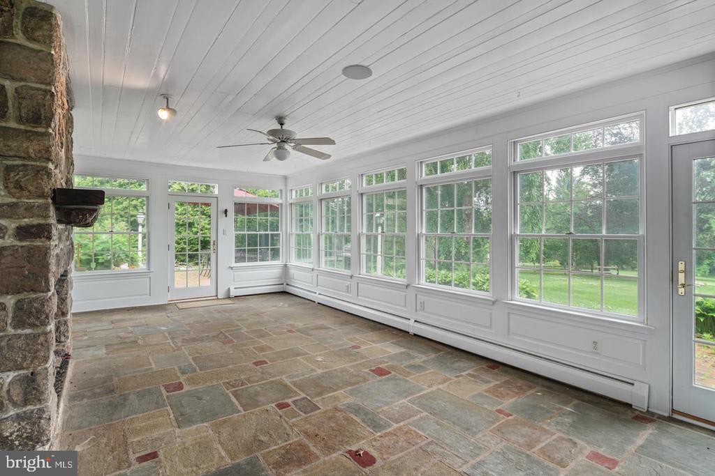 150 Hillendale Drive