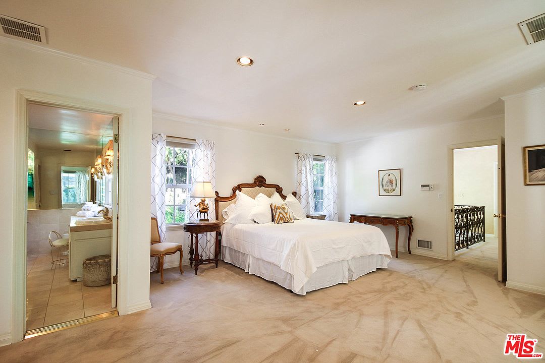 The Coldwater Canyon Estate LA Luxuries Los Angeles Luxury Vacation