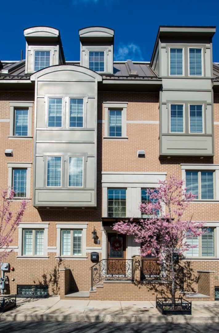 1809 Lombard St Kristen Foote Philadelphia Luxury Real Estate Agent