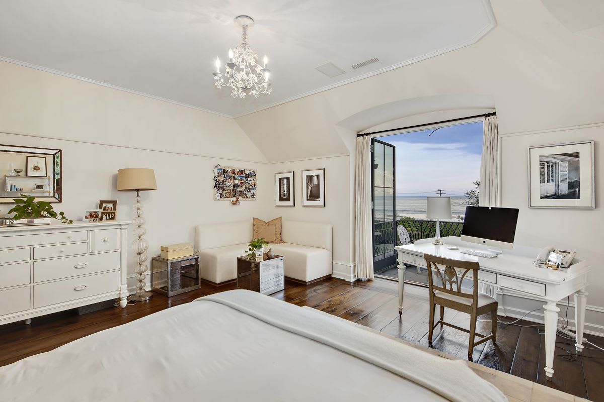 6 Blue Water Lane Compo Beach Westport, CT Compass Connecticut