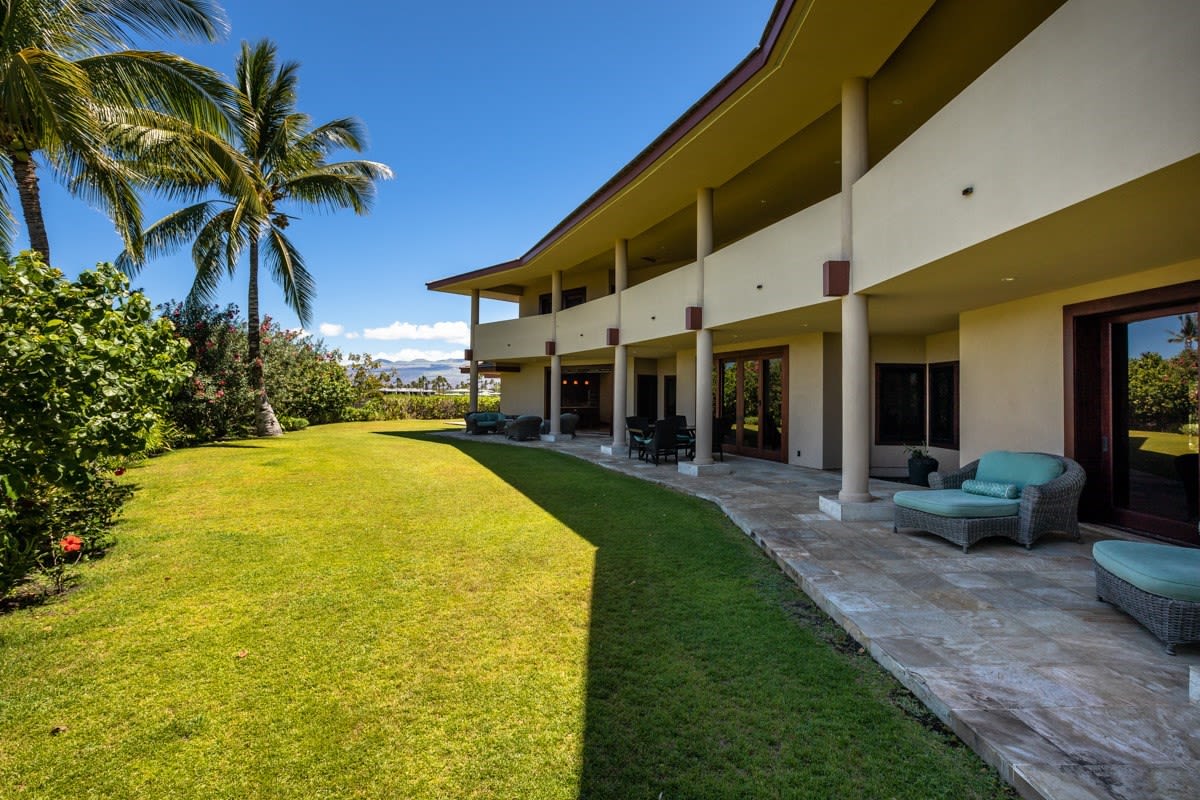 49 BLACKSAND BEACH AT MAUNA LANI RESORT