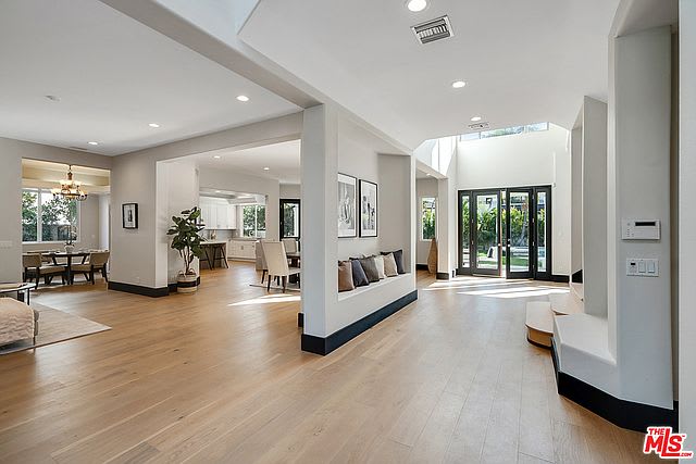 Chandler Contemporary