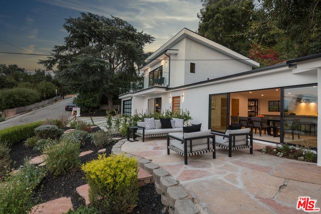 3285 Coy Dr, Sherman Oaks, CA