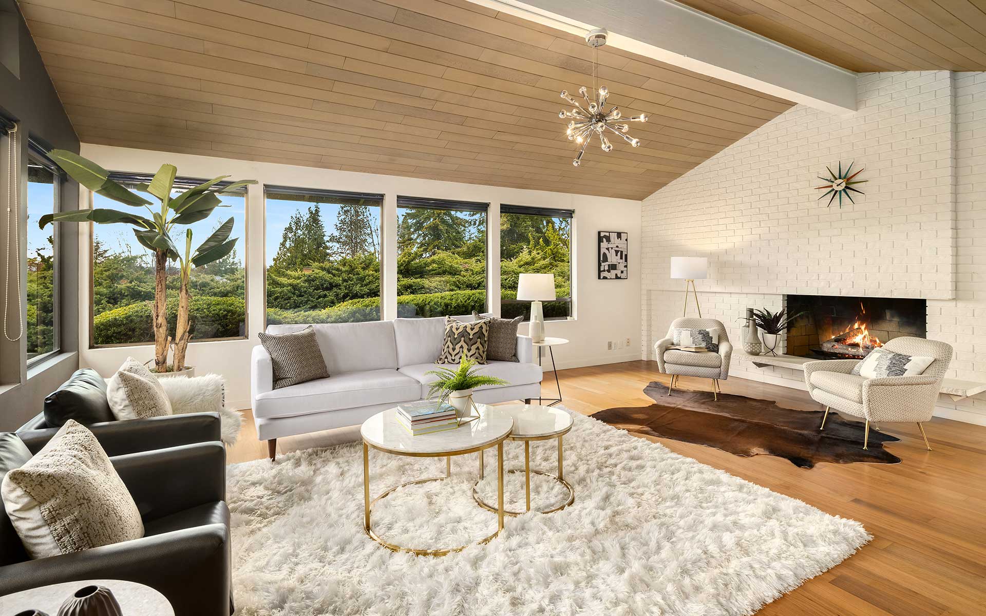 Stylish MidCentury with a Clean, Modern Aesthetic Team Foster