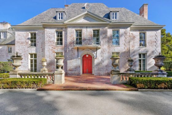 Luxury Real Estate Headlines: Fourth Week in February 2025
