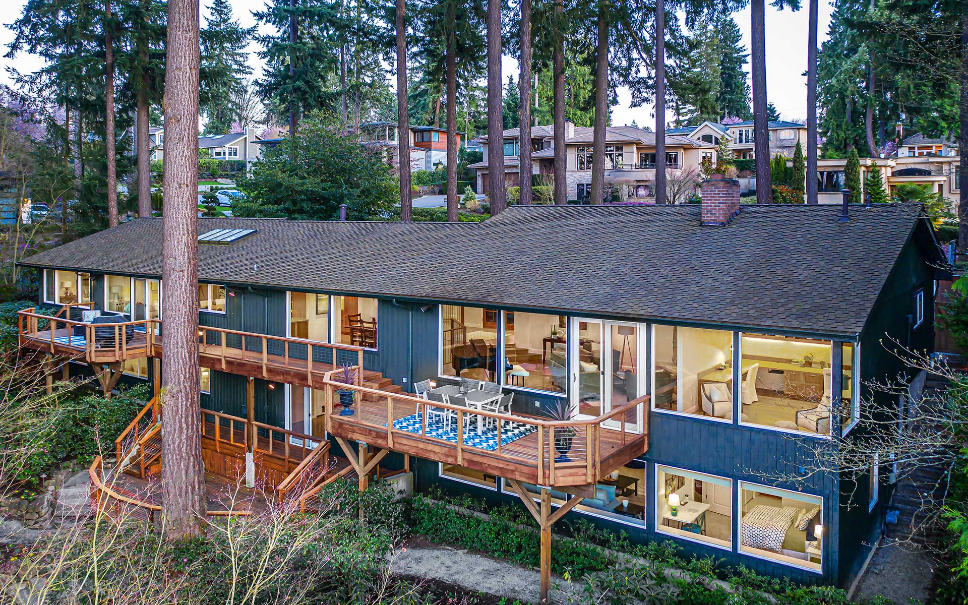 Northwest Style & Views on Clyde Hill