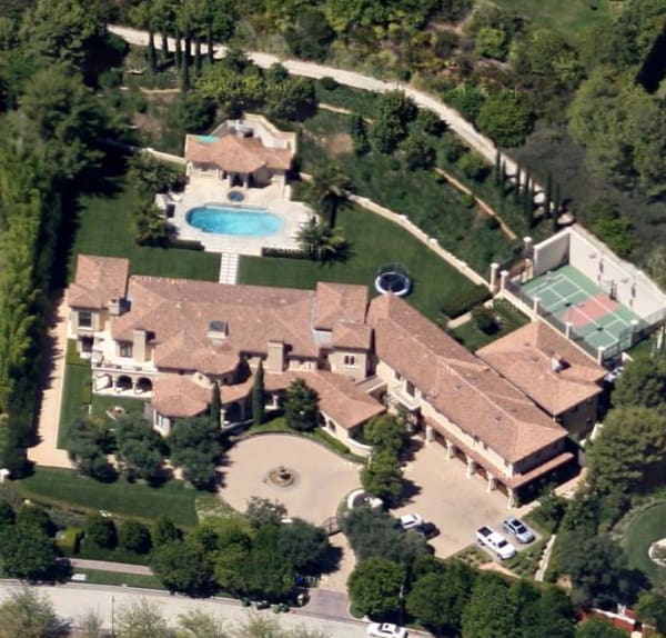 Barry Bonds Lists Beverly Hills Home for $25,000,000!!! The Property Sits on 2.56 Stunning Acres!